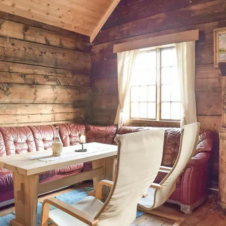 1 Bedroom Cozy In Vallavik Casa de Férias Kaland