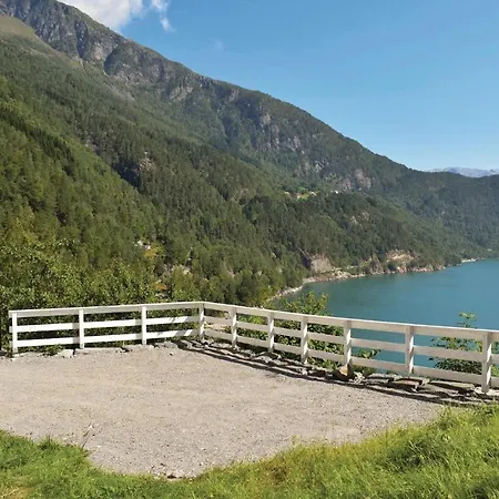 1 Bedroom Cozy In Vallavik Kaland