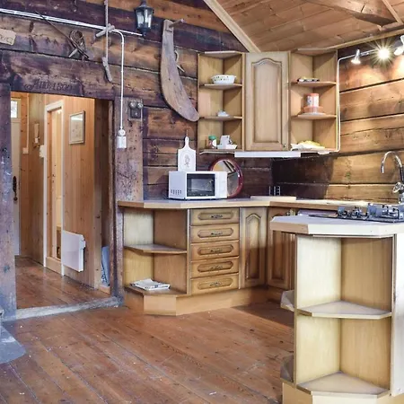 1 Bedroom Cozy In Vallavik Casa de Férias Kaland